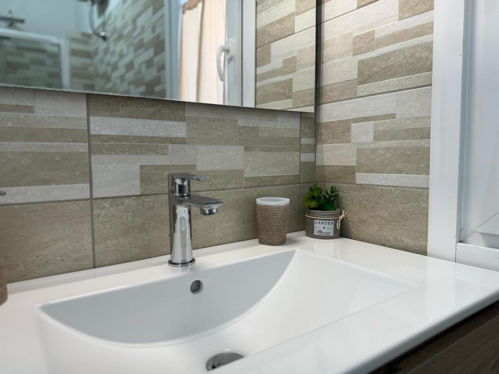 B&B Sensorial Experience Villamassargia Luaran gambar