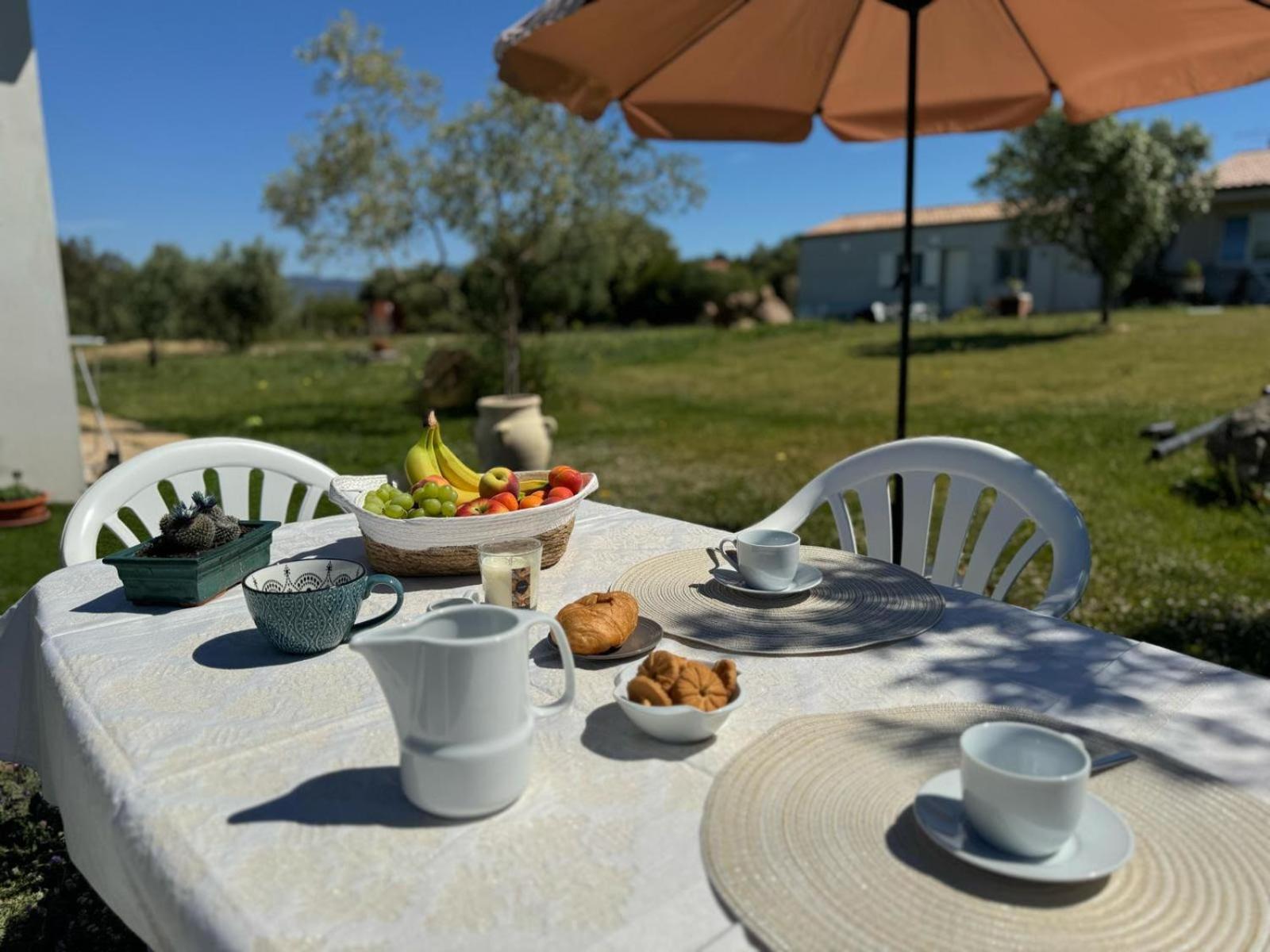 B&B Sensorial Experience Villamassargia Luaran gambar